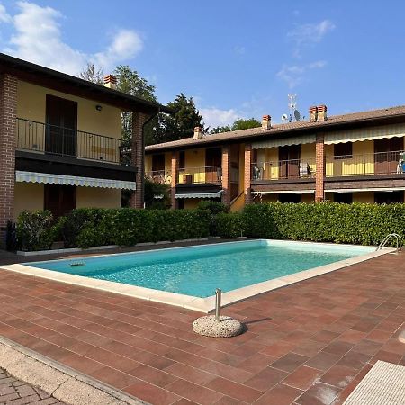 Pool - Marge Apartment - By Host4U Padenghe sul Garda Luaran gambar